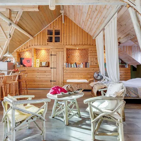 Loft With Jacuzzi And Sauna